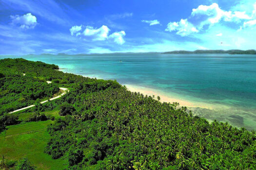 High-End Leisure Beach Estate with Crystal Sands