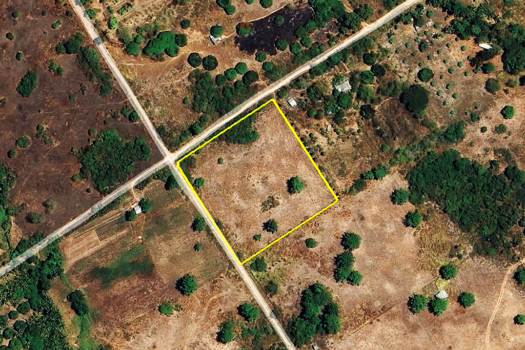 Centrally Located Estate In Growing Area